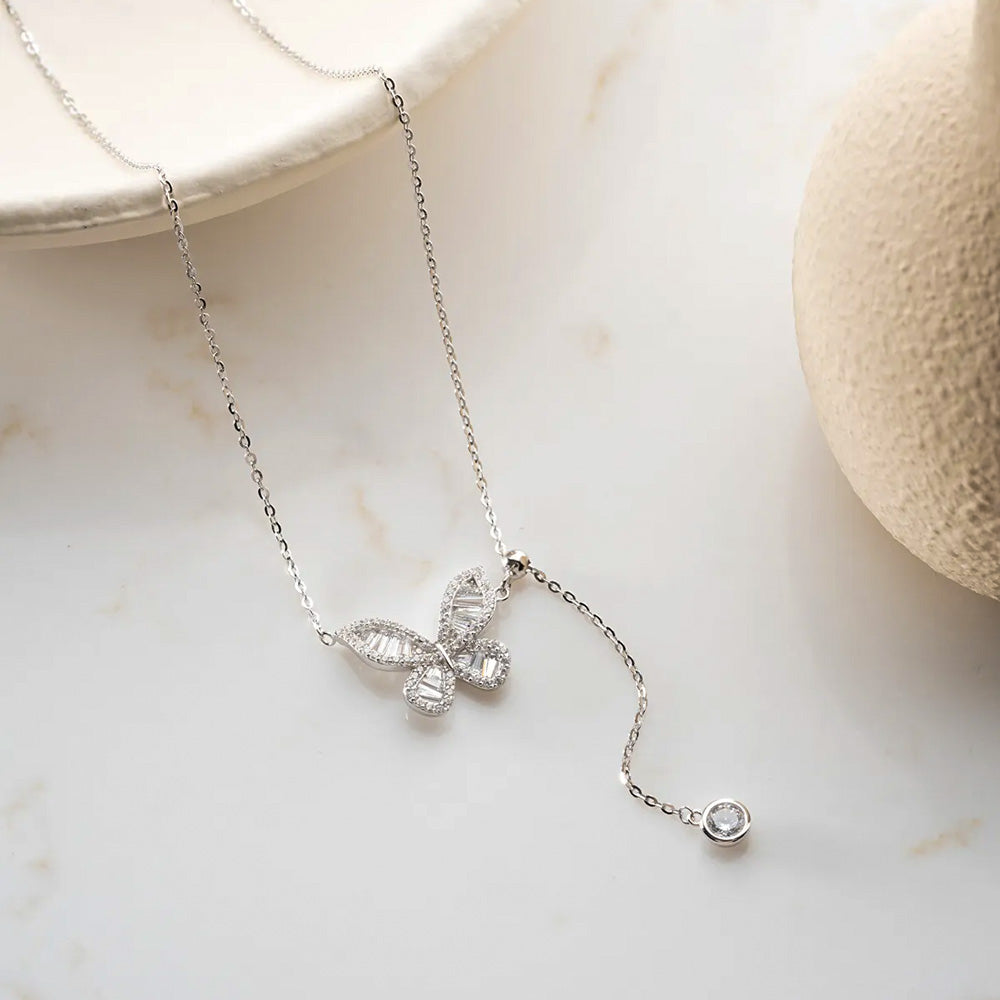 925er Silber Schmetterlingskette mit Baguette-Steinen
