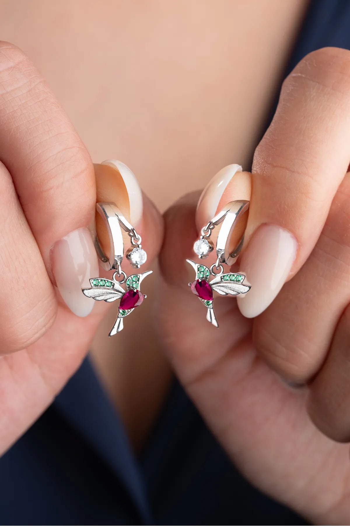 925 Ayar Gümüş Arı Kuşu Küpe