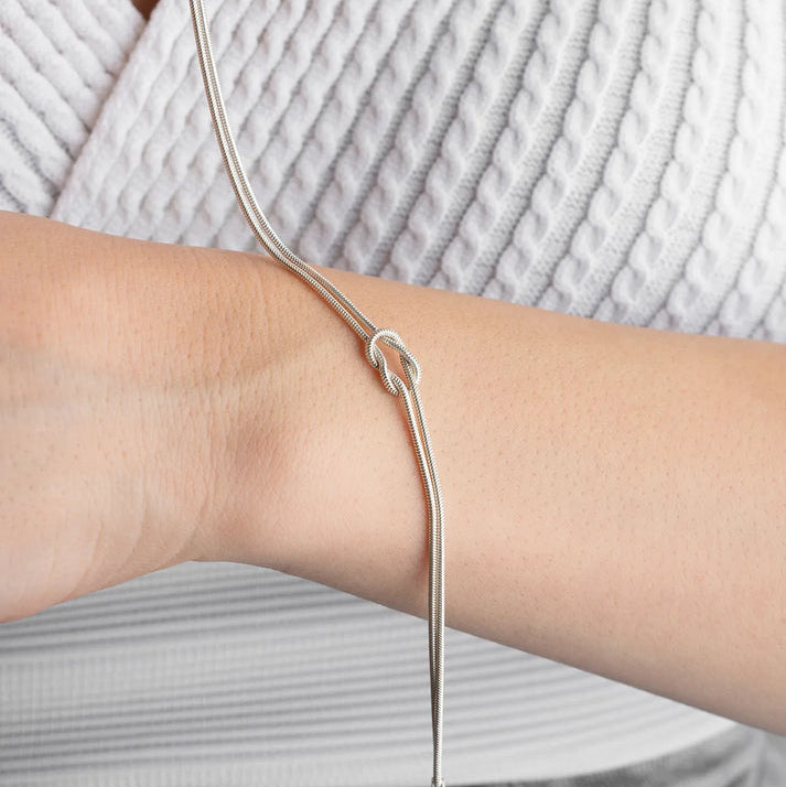 Love Knot 925 Sterling Silver Bracelet