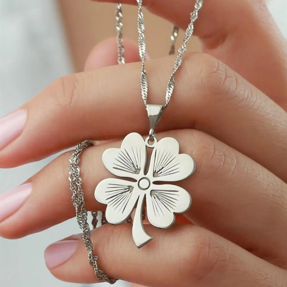 925 Sterling Silver Clover Necklace