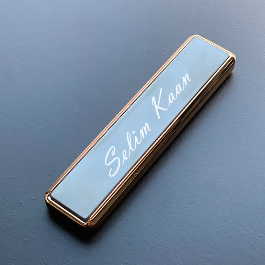 Personalized rechargeable electronic lighter