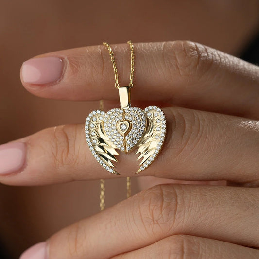 Kişiye Özel Kalpli Kanat Kolye