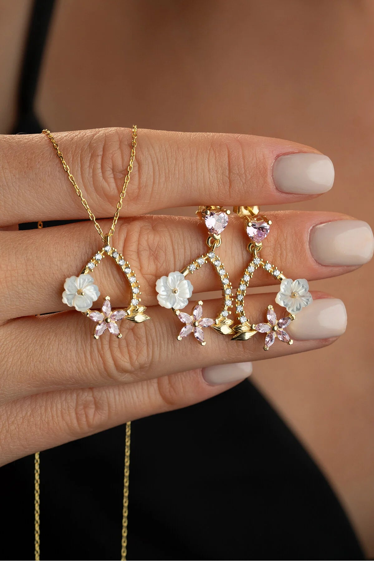 Blossom Aurora Sedef & Pembe Taşlı Gümüş Set