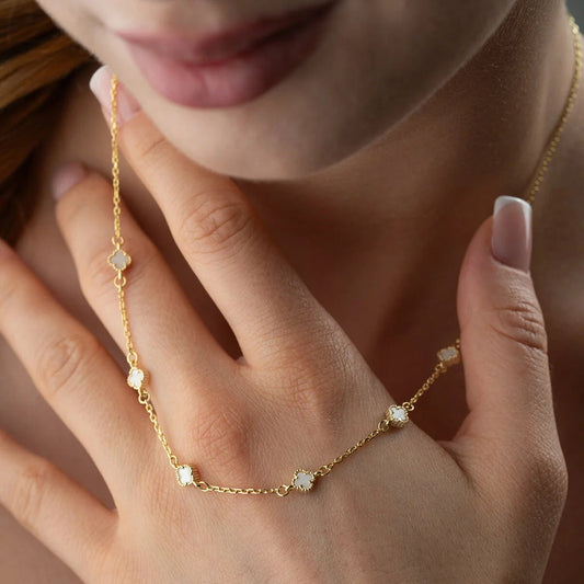 Pureclover 925 - White Clover Stone Necklace