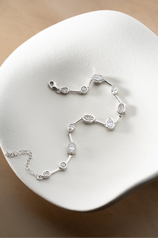 925 Ayar Gümüş Zirkon Taşlı Trend Bileklik