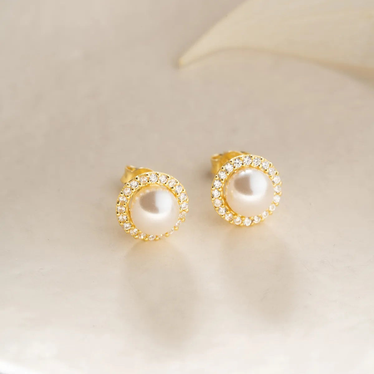925 sterling silver pearl and zircon stone earrings