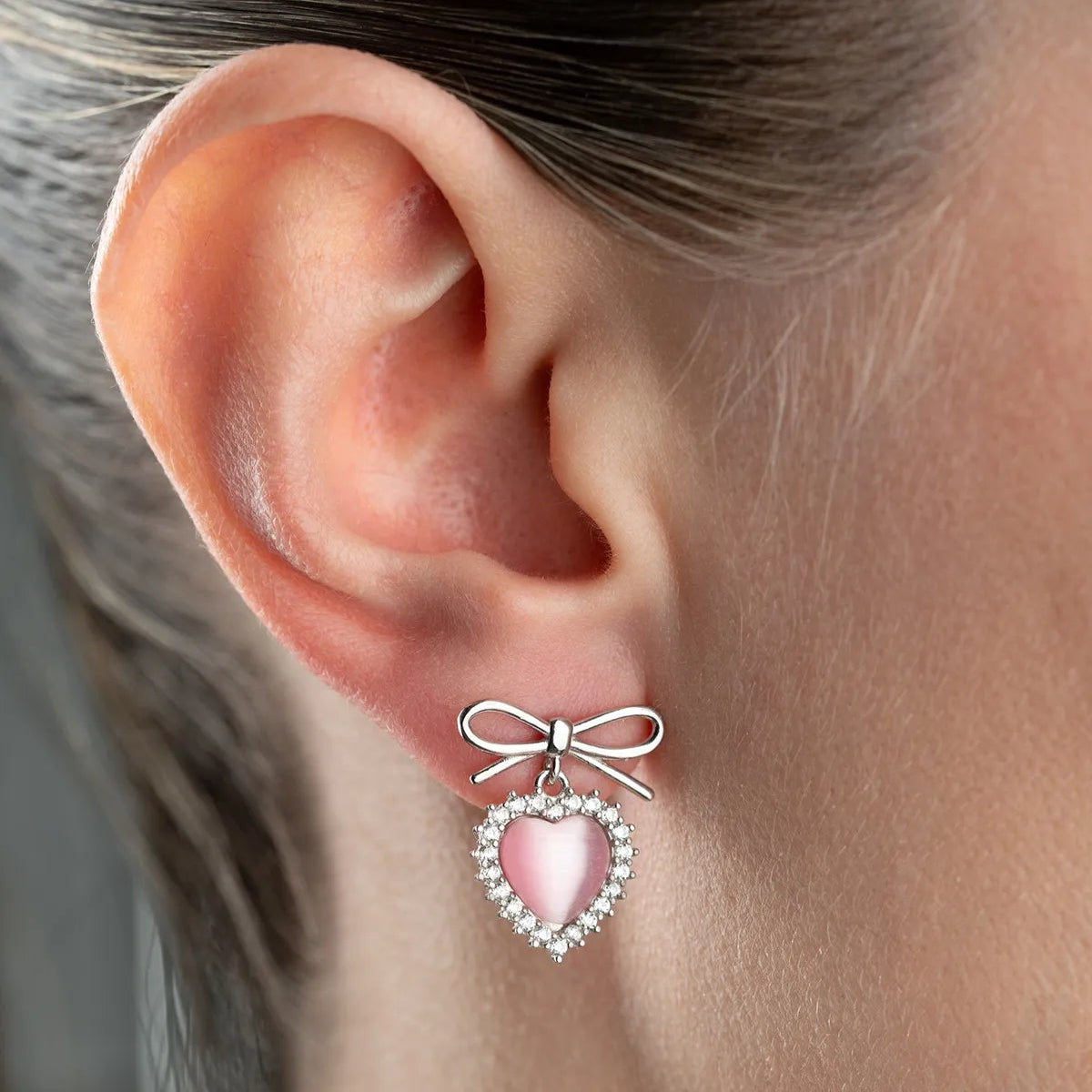 925 Ayar Gümüş Fiyonklu Pembe Kalp Küpe