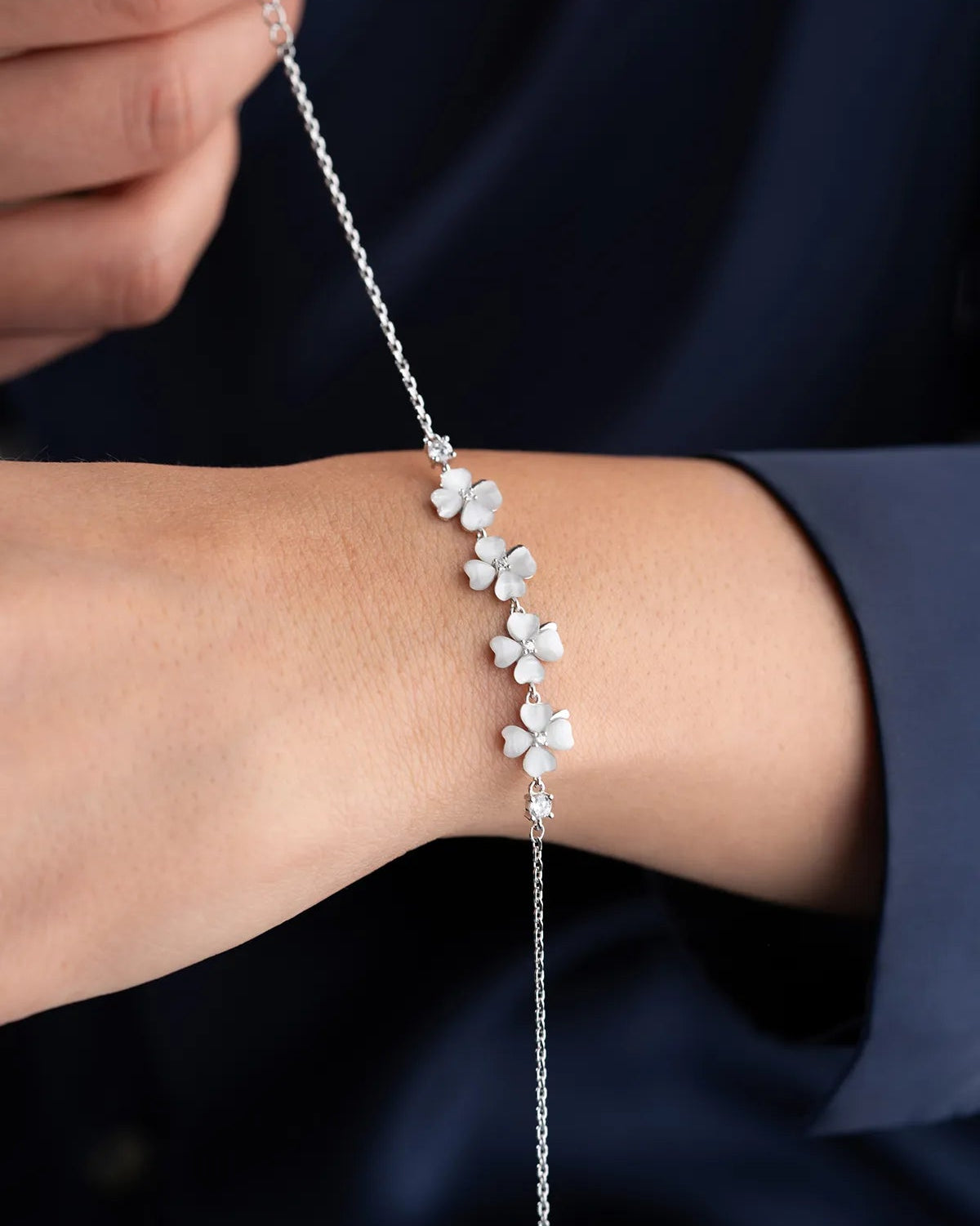925 Sterling Silver Pearlescent 4 Clover Bracelet