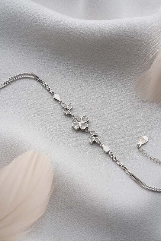 925 Ayar Gümüş Yaprak Yonca Bileklik