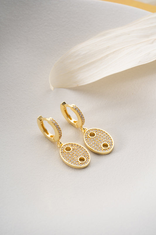 Aurora Oval Işıltılı Altın Kaplama Küpe