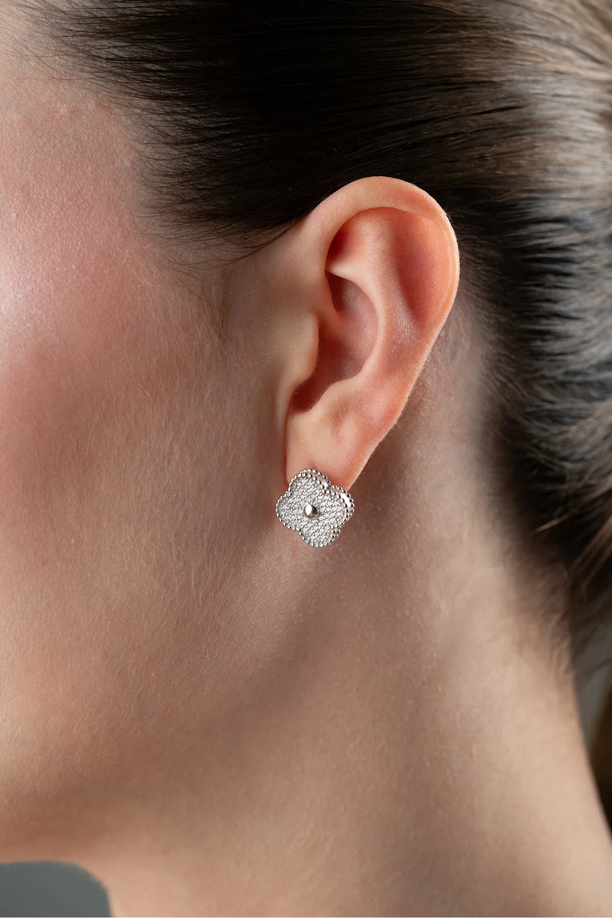Clover Earrings – 925 Sterling Silver (White)