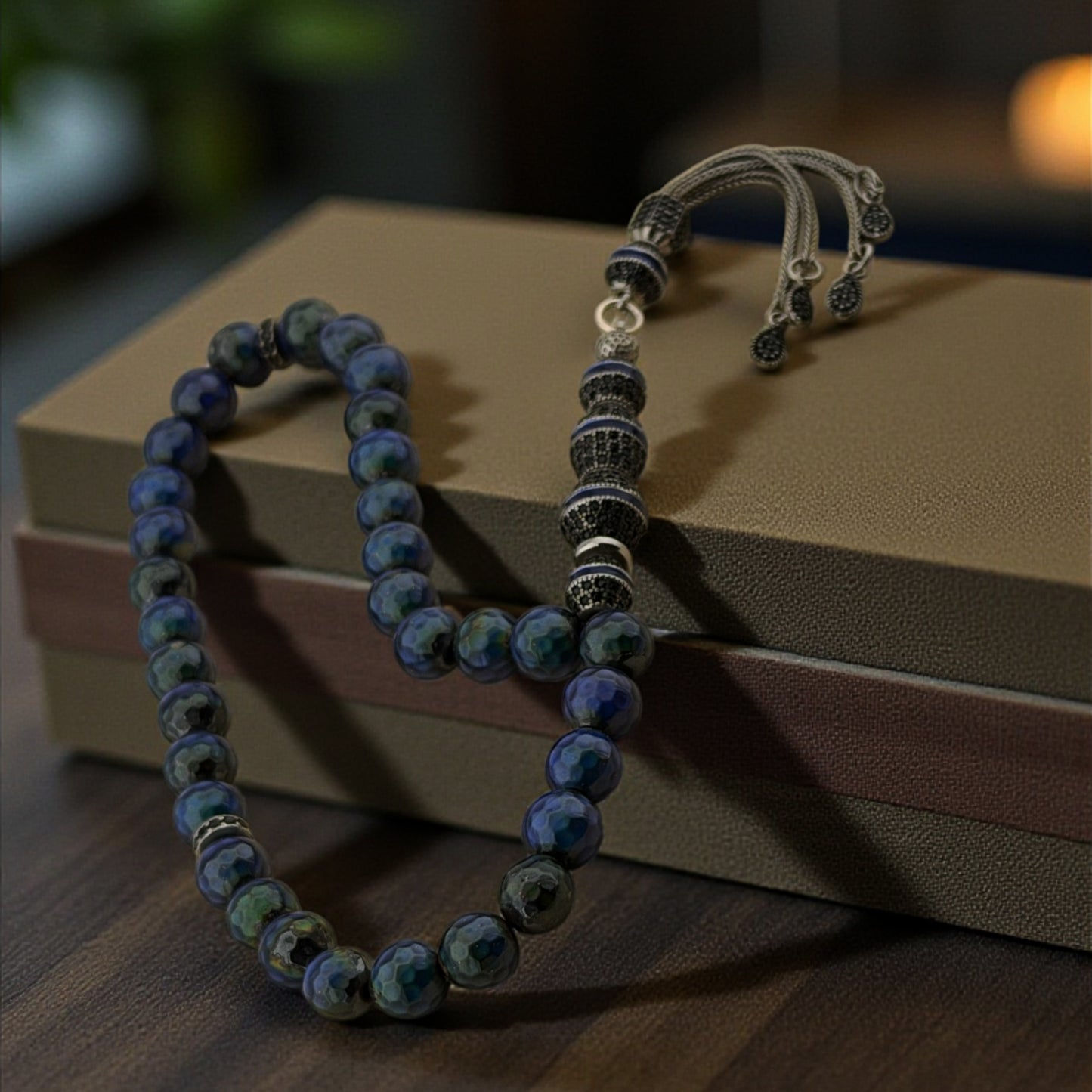 Kişiye Özel Renk Değiştiren His Taşı Tesbih ve Gazlı Çakmak Hediye Seti