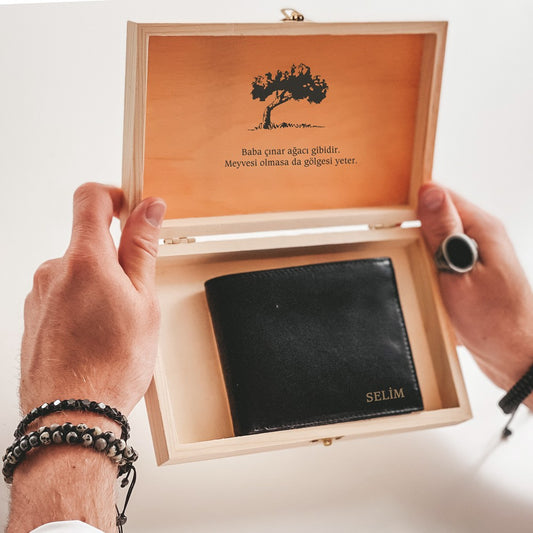 Custom Leather Wallet with Wood Gift Box