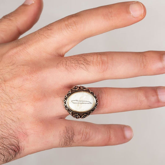 Elif Silver Ring with Mother of Pearl Stone - OUTLET