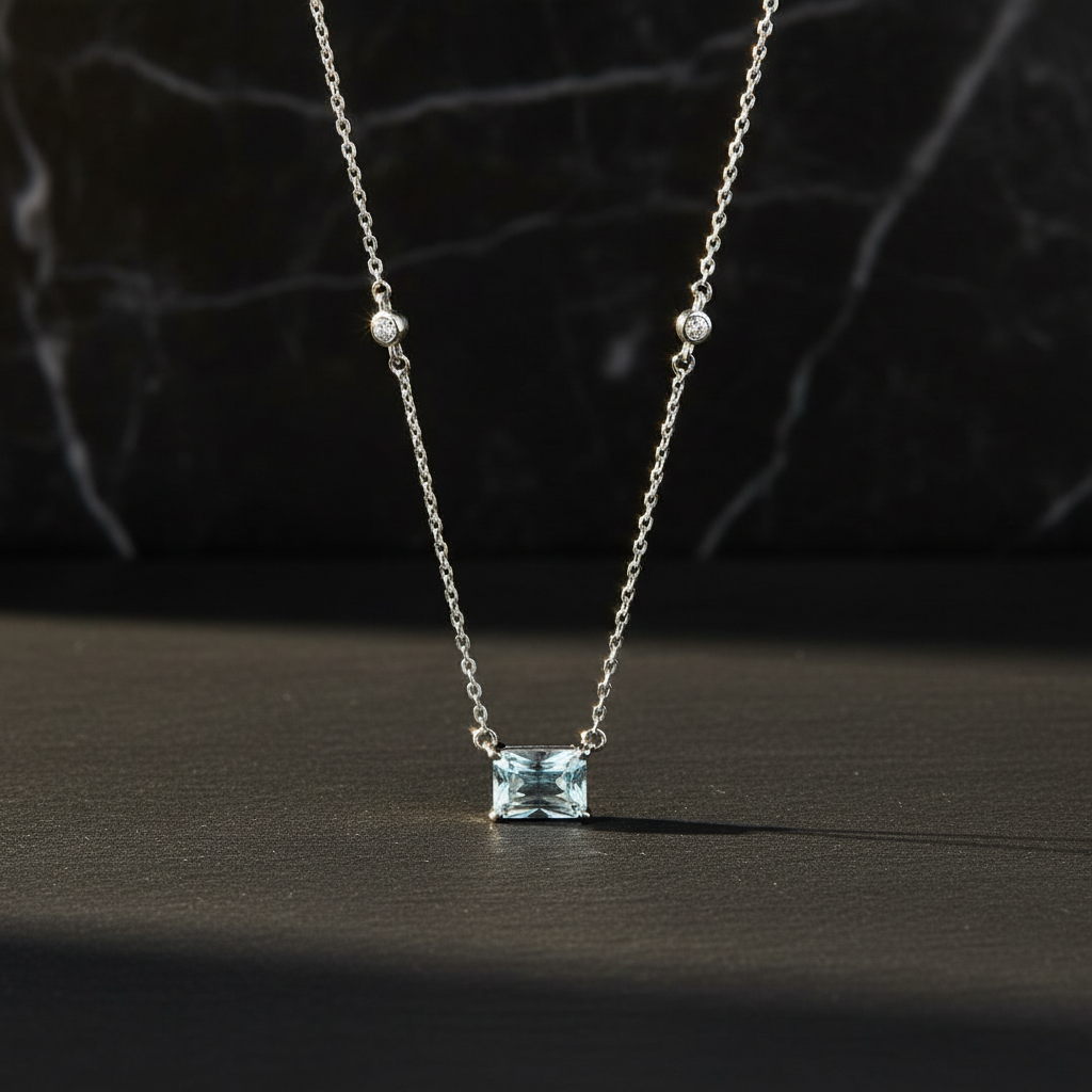 Diamond Style Tek Taş Gümüş Kolye