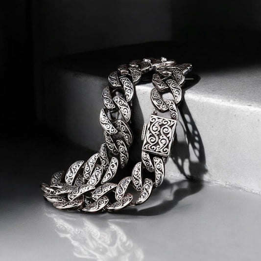 Naxio Zarif Gümüş Nakış Bileklik (10 MM)