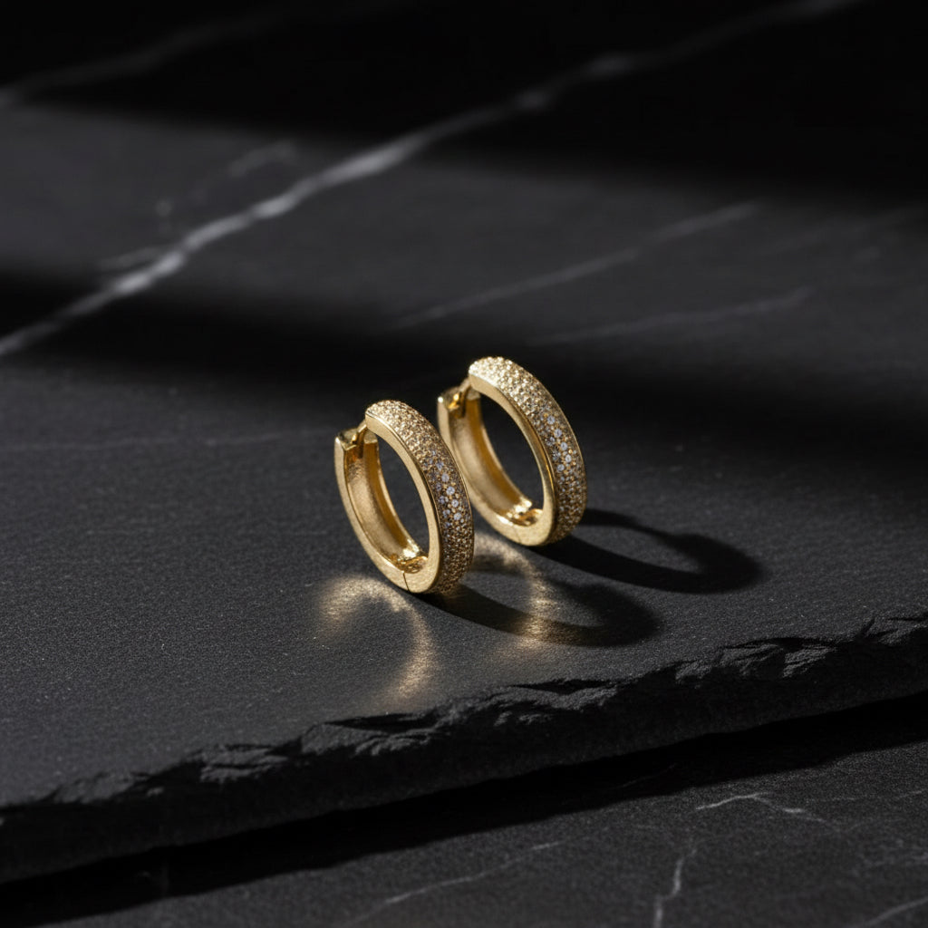 Gold Sıra Taşlı Halka Gümüş Küpe - 925 Ayar Gümüş