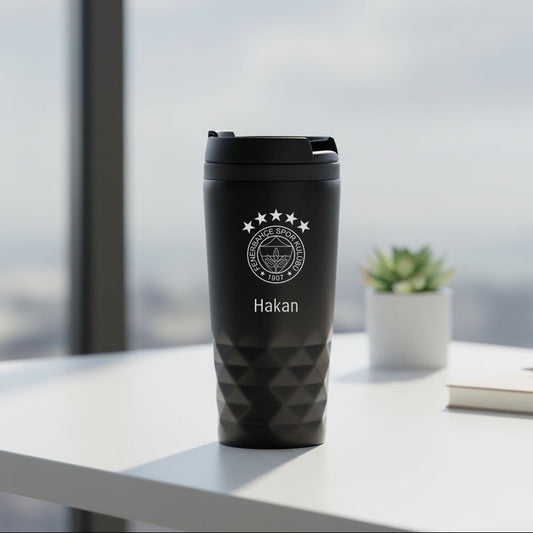 Cup thermos noir nommé personnalisé nommé