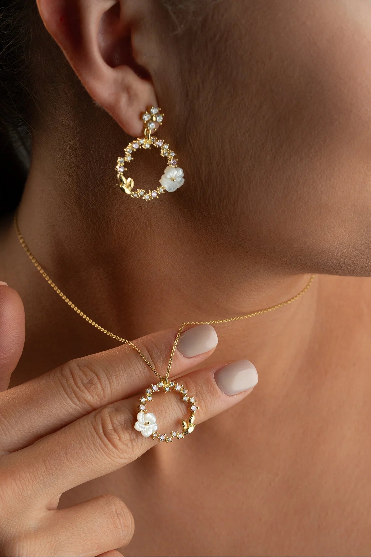 Flora Aura Sedef Çiçekli Set