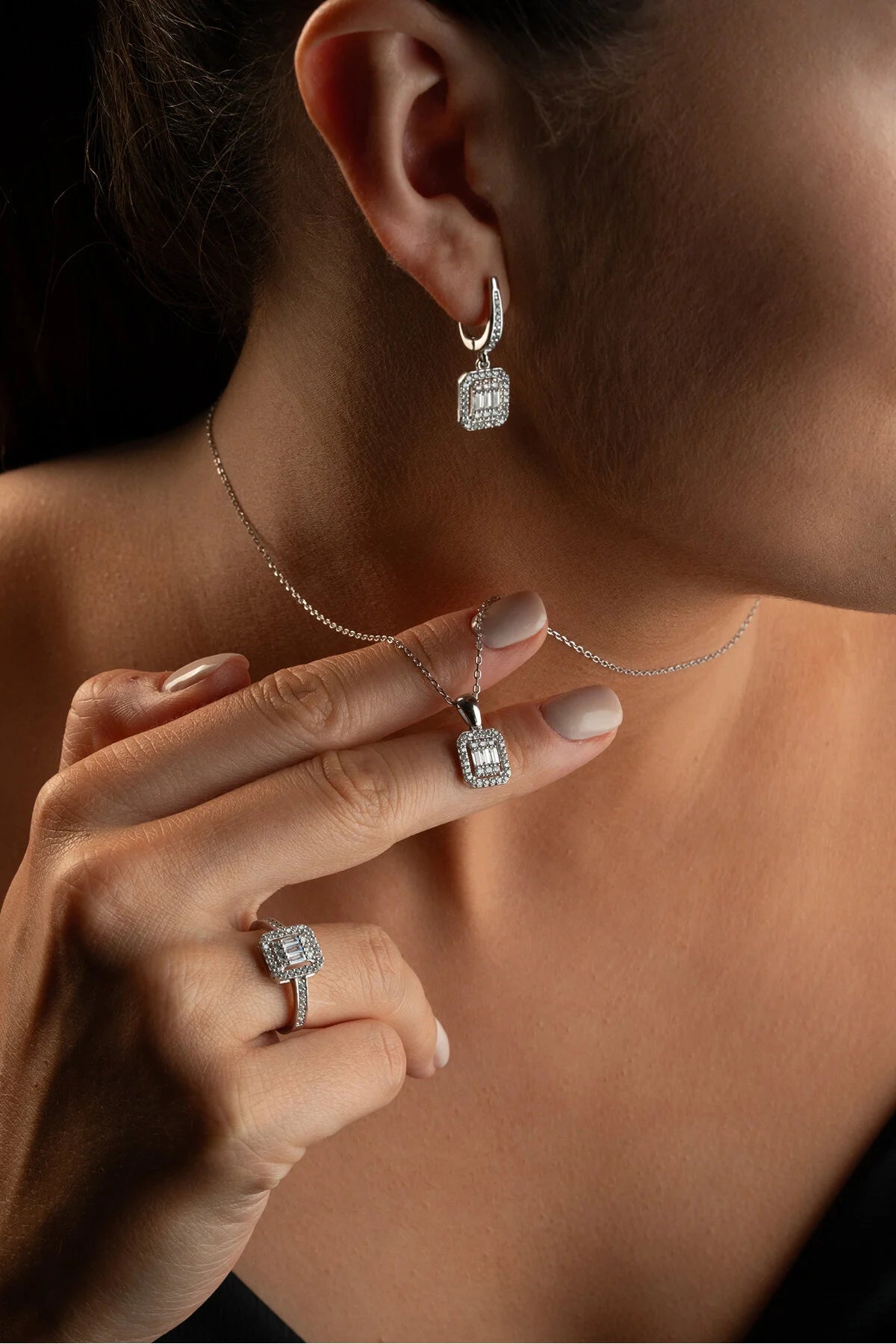 Crystal Époque Baget Taşlı Gümüş Set