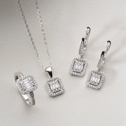 Crystal Époque Baget Taşlı Gümüş Set