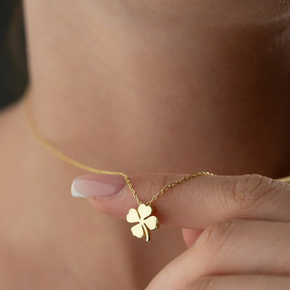 925 Ayar Gümüş Minimal Yonca Kolye