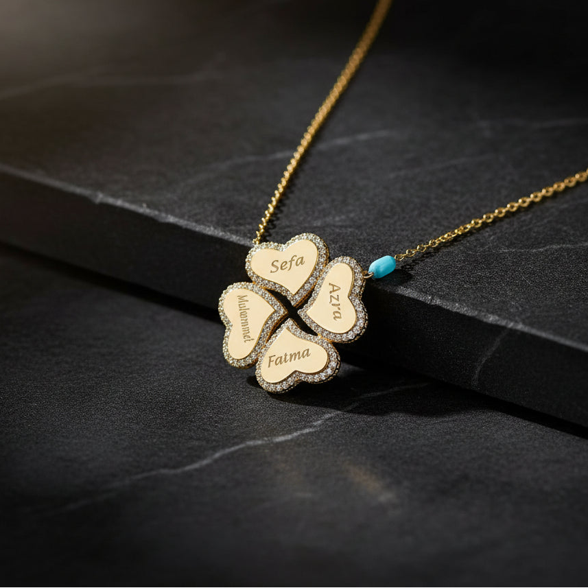 Anneye Özel İsimli Aile Yoncası Kolye