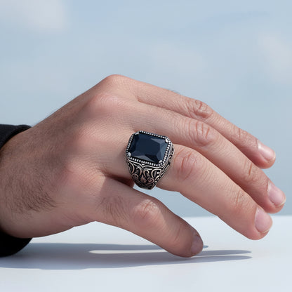 925 Ayar Gümüş Siyah Zirkon Taşlı Erkek Yüzük