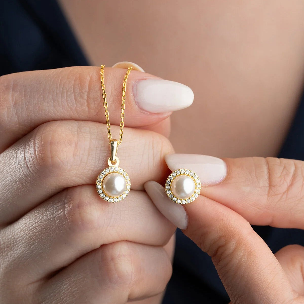 LunaPearl 925 – Set mit Perlenkette und Ohrringen