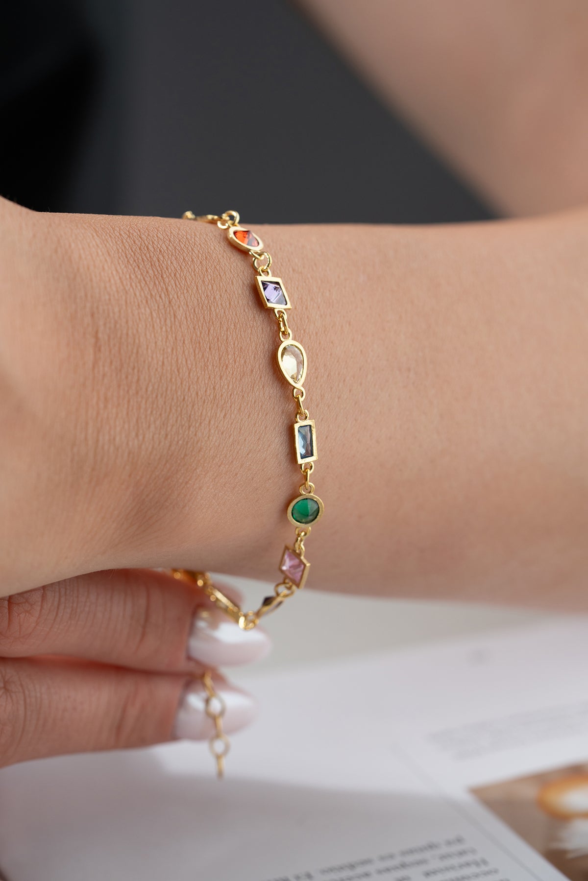 Serenay stone colored bracelet - gold plated