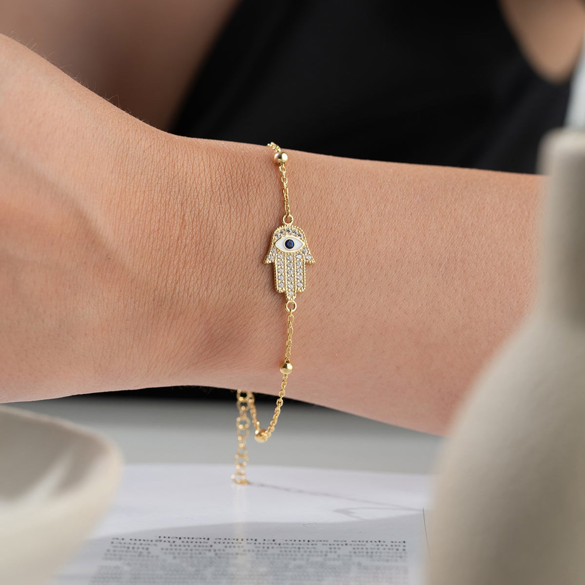 HAMSA FIGURE GOLD PLATED BRACELET