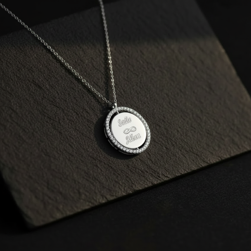 Personalisierte Doppelanhänger-Kette mit Nazar – 925er Sterling Silber