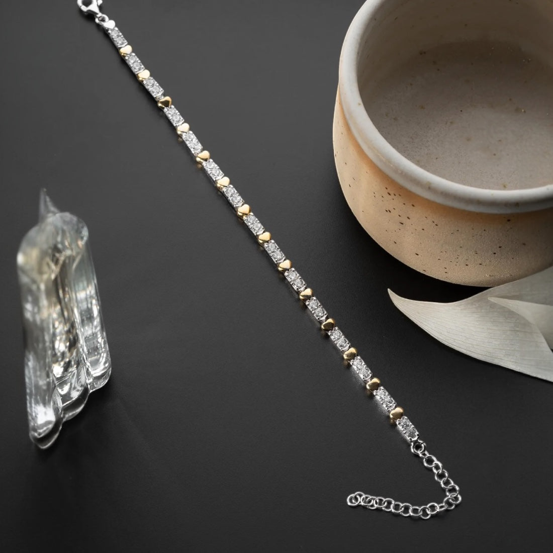 925 Sterling Silver Heart Bracelet with Zircon Stones – Trendy Design