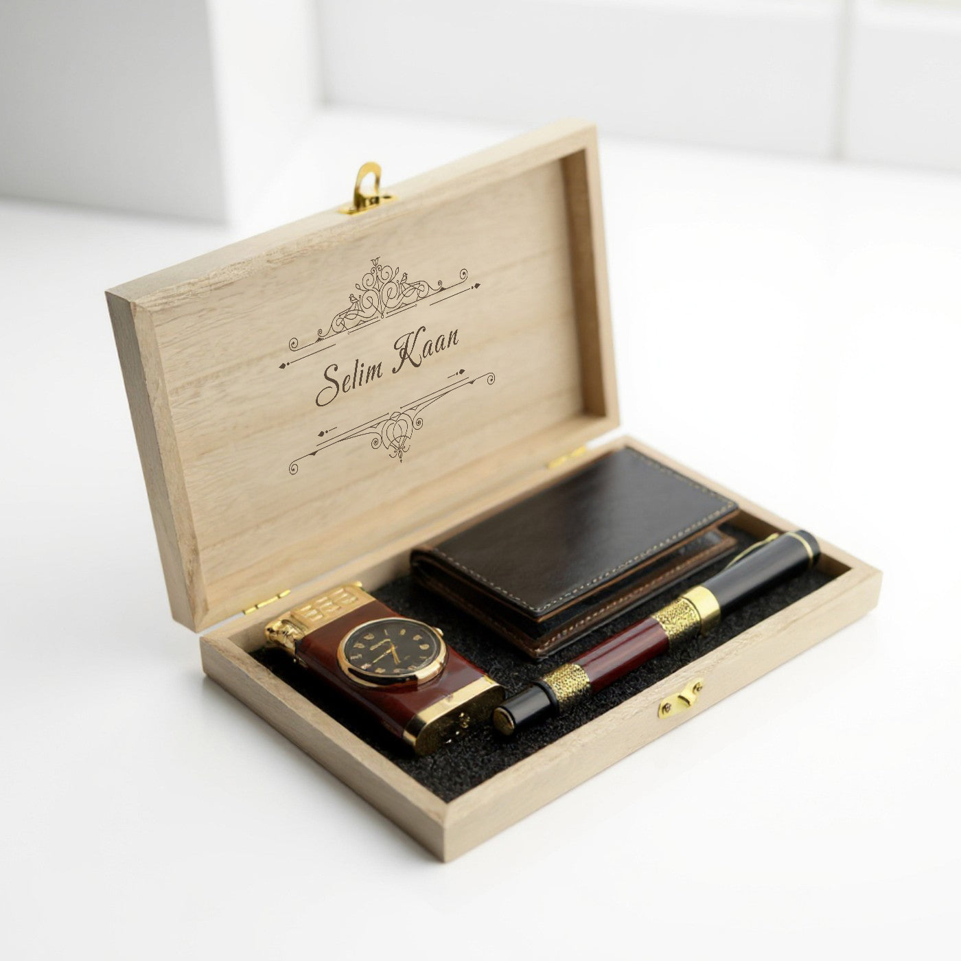 Kişiye Özel Deri Kartlık, Saatli Çakmak & Roller Kalem Hediye Seti