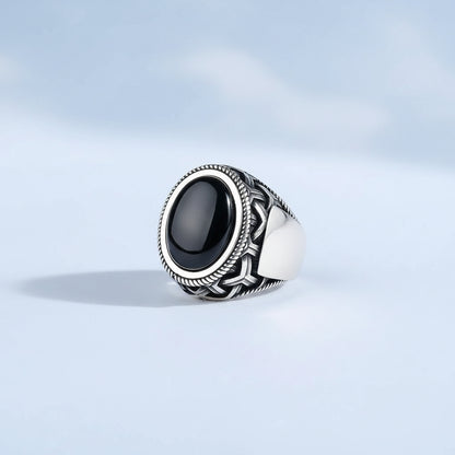 Silberner Herrenring mit Onyxstein