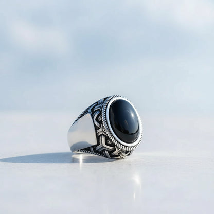 Silberner Herrenring mit Onyxstein