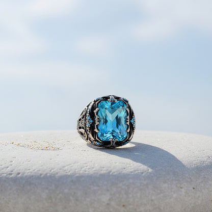 Anneau d'argent pour hommes en pierre de topaze bleu