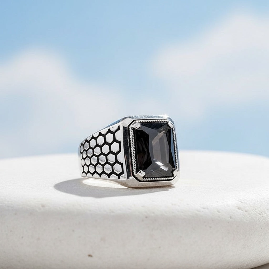 Anneau d'argent pour hommes en pierre de zircon noir
