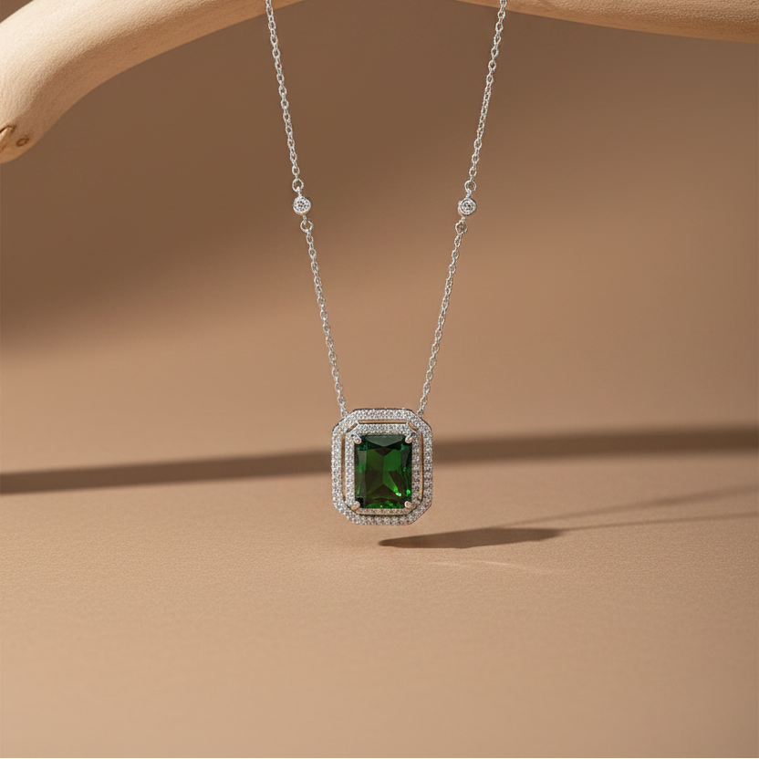 Diamond Style Emerald Color Silver Necklace