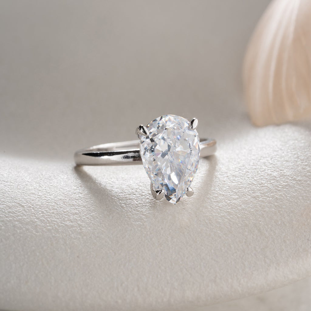 925 Silber Ring mit Tropfenstein