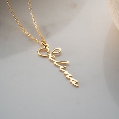 Collier en argent nommé écriture