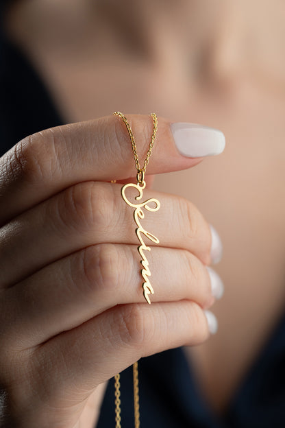 Collier en argent nommé écriture