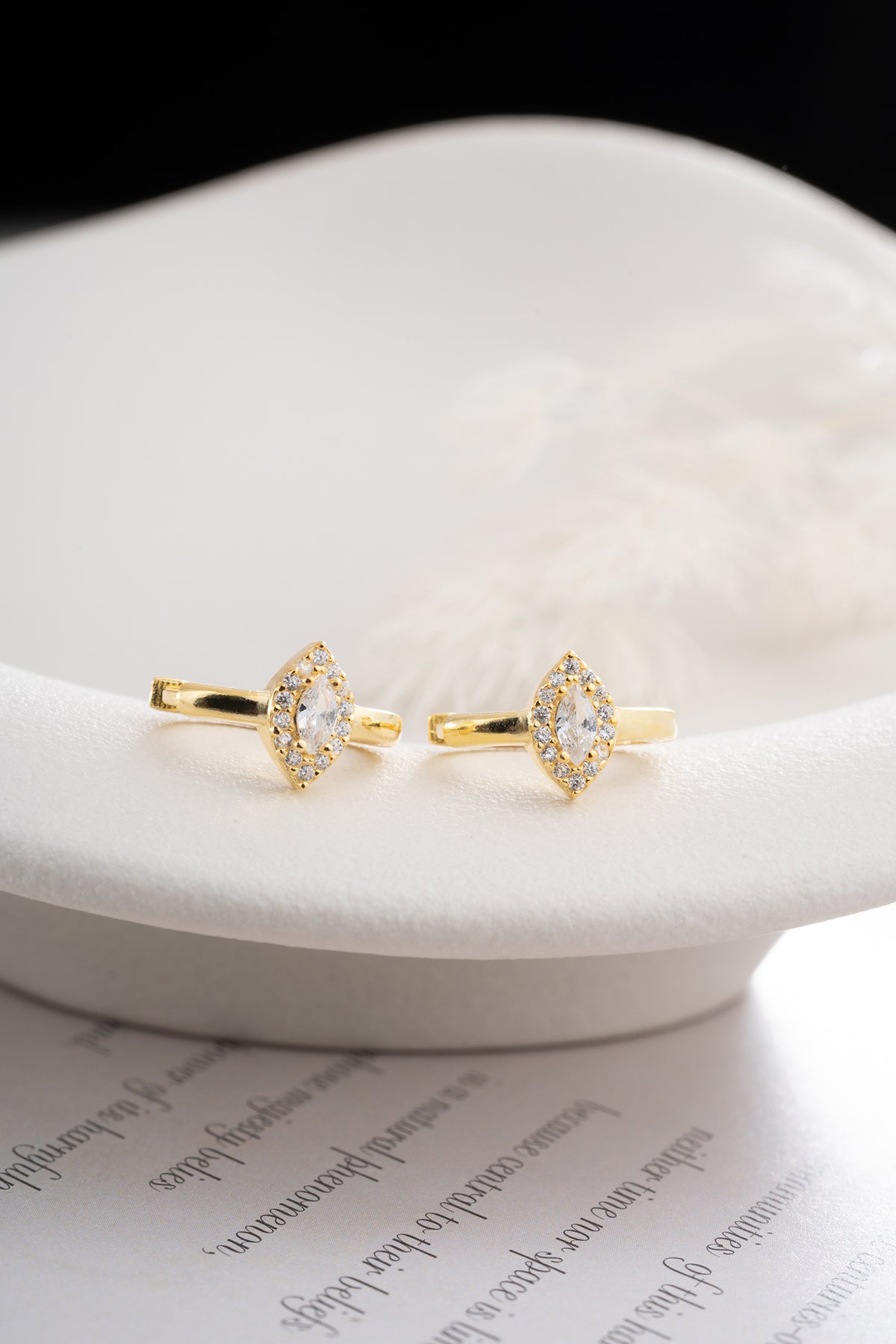 925 Sterling Silver Shuttle Stone Hoop Earring