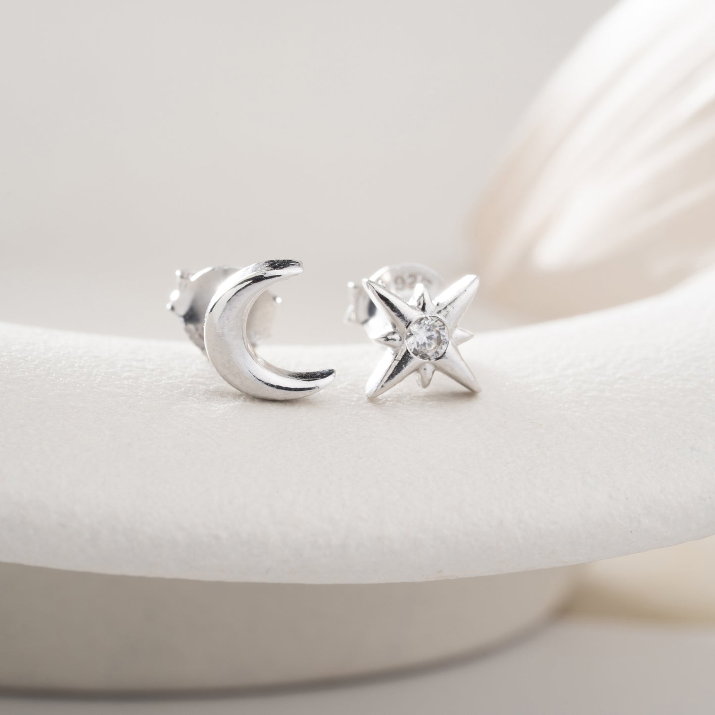 Ay ve Yıldız Küpe