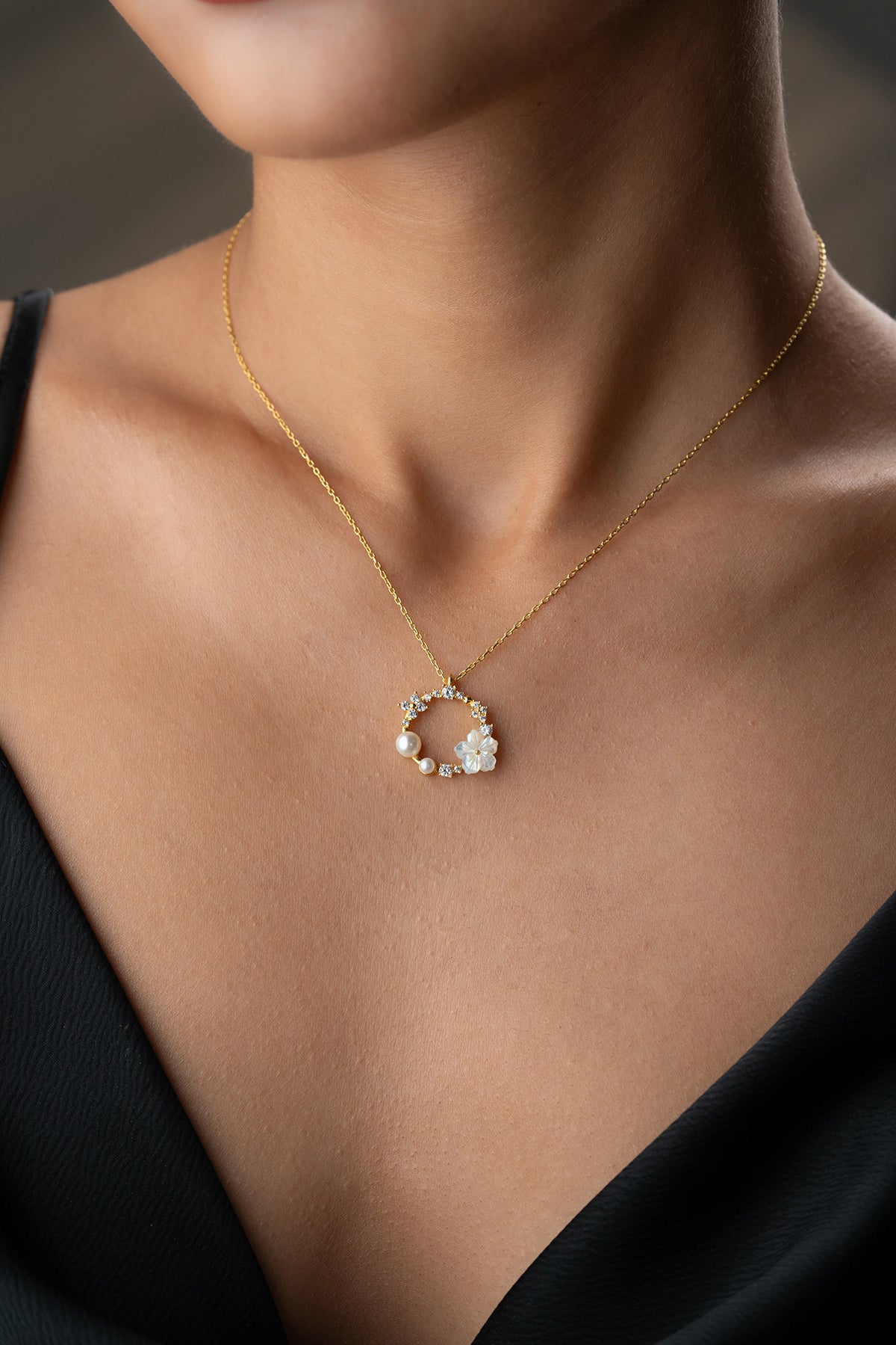 İnci ve Çiçek Detaylı Kolye - 925 Ayar Gümüş