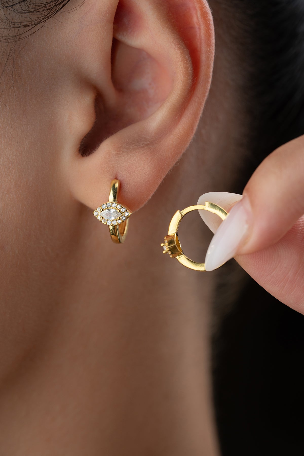 925 Sterling Silver Shuttle Stone Hoop Earring