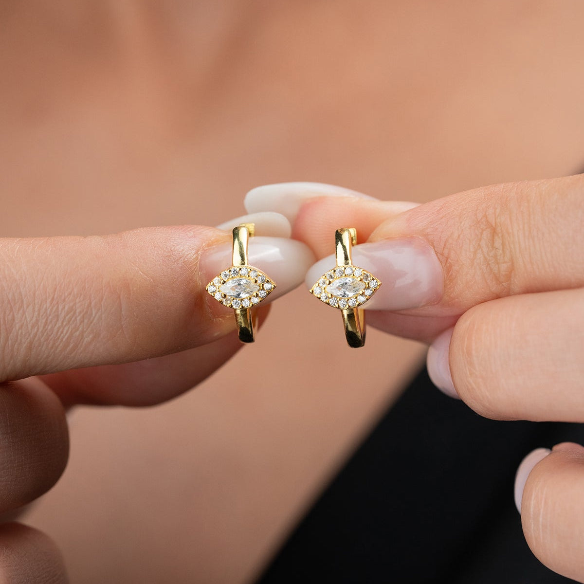 925 Sterling Silver Shuttle Stone Hoop Earring