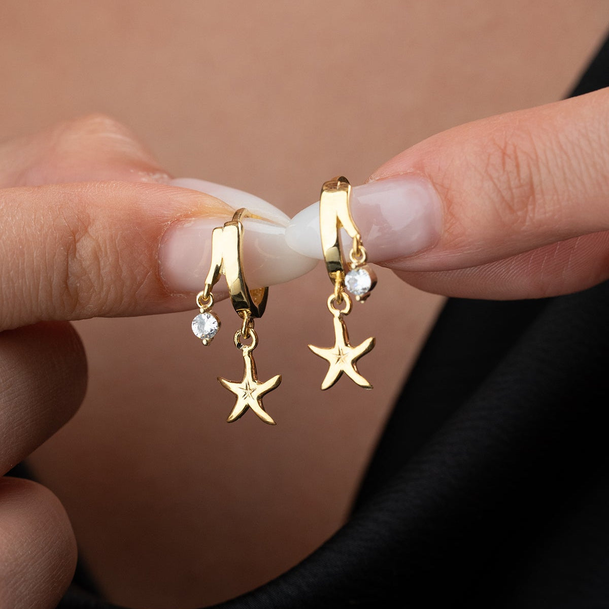 Elegant Hoop Earrings with Starfish Figures