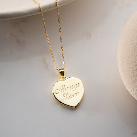 Kalp Locket Kişiye Özel İsim Yazılabilir Gümüş Kolye