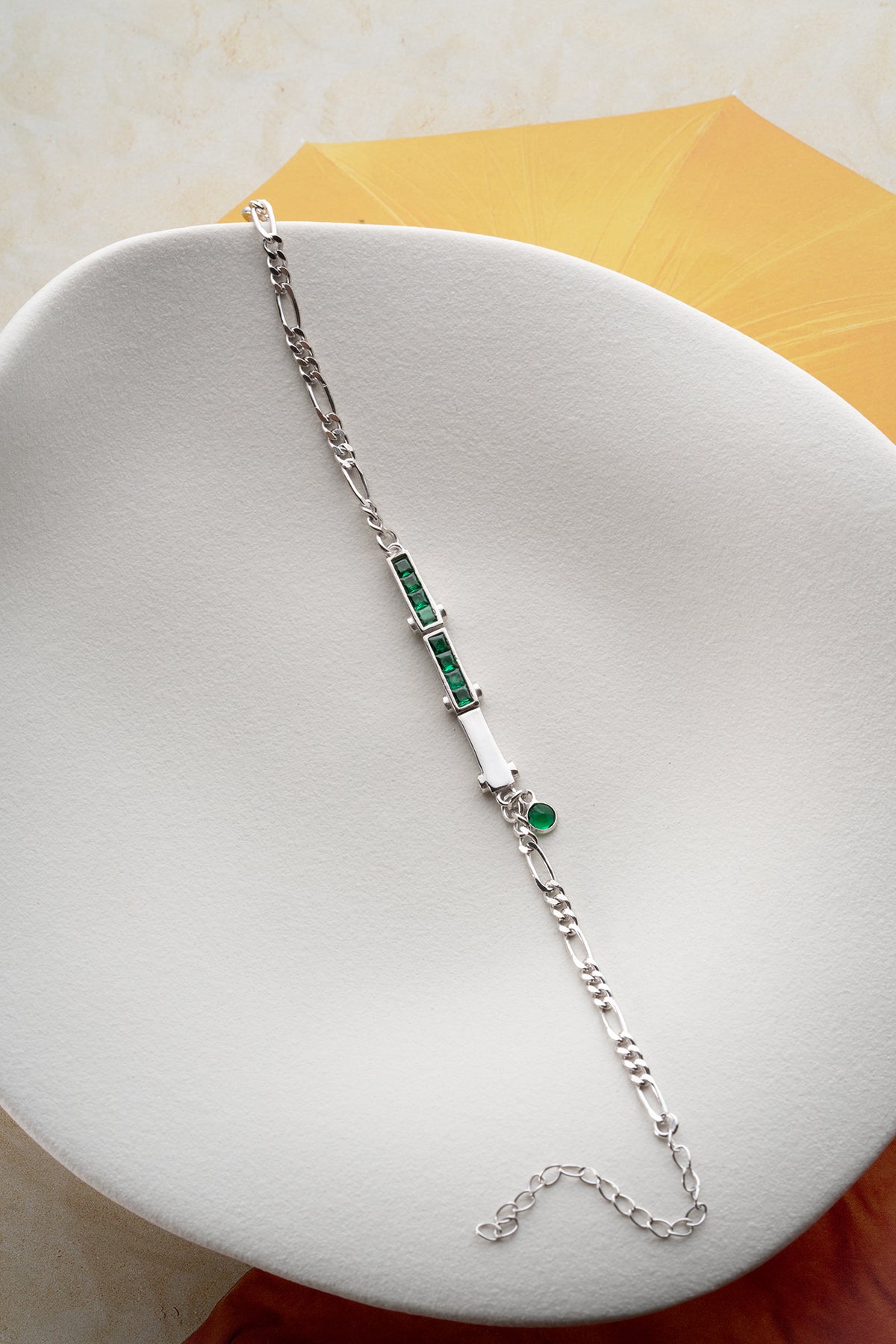 Green Stone Detail Silver Chain Bracelet